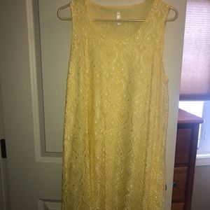 yellow lace dress!